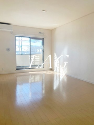 【居間・リビング】 | ロイヤルパーク | 洋室のお部屋です。（同仕様です。）