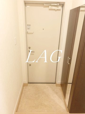 【玄関】 | ロイヤルパーク | 玄関です。（同仕様です。）