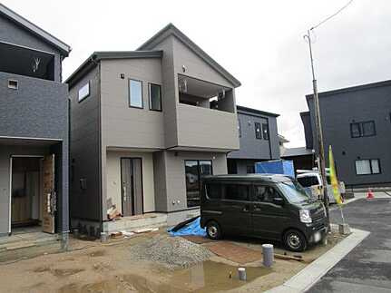 広島市安佐南区八木９丁目の新築一戸建の前面道路含む現地写真