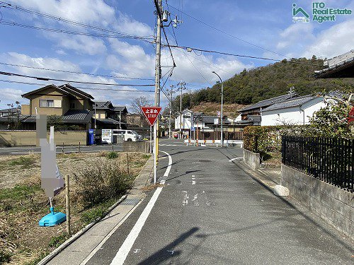 上賀茂池端町 建築条件無土地 B号地の前面道路含む現地写真