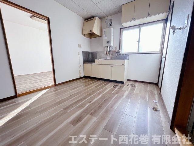 花巻市中北万丁目のアパートのキッチン