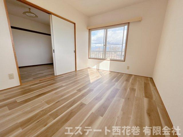 花巻市中北万丁目のアパートの居間・リビング