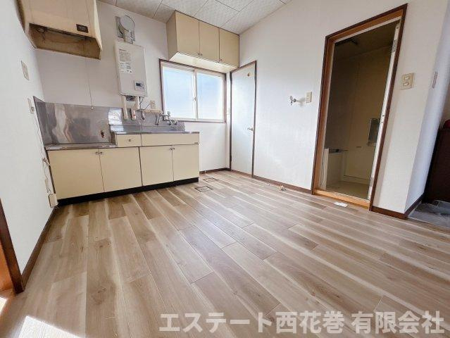 花巻市中北万丁目のアパートのキッチン