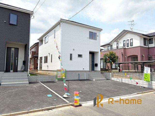 龍ケ崎市城ノ内第10　新築戸建て　1号棟の外観|ご予約を頂ければ、『平日』はもちろん『早朝』や『夜間』もご見学可能です♪お気軽にお申し付けください♪