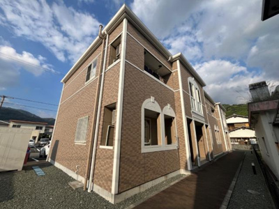 【外観】 | ロココ　ヴェルジュ | 外観写真（昼）