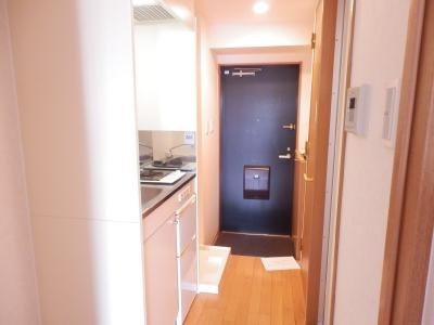 プレサンス京都二条城前の内装|廊下