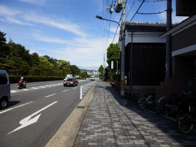 プレサンス京都二条城前の周辺|前面道路