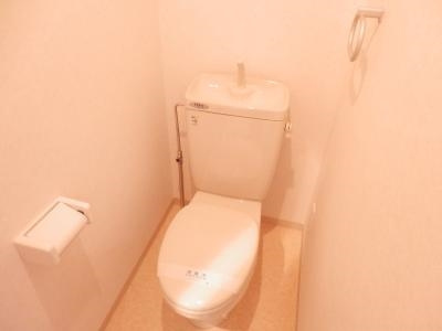 プレサンス京都二条城前のトイレ