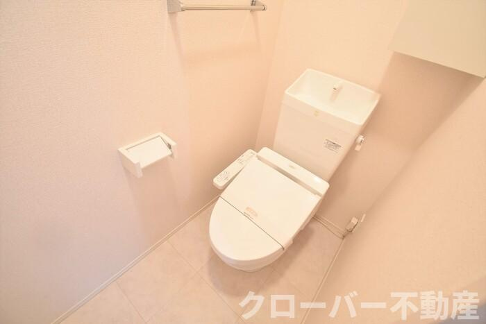 サンセジュール A棟のトイレ|温水洗浄暖房便座