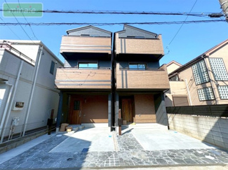 【前面道路含む現地写真】 | ショッピングモール近く　食洗機付　LDK19帖　2号棟　浜町 | 現地（2026.02.15撮影）
スタイリッシュな外観が魅力的です♪　　