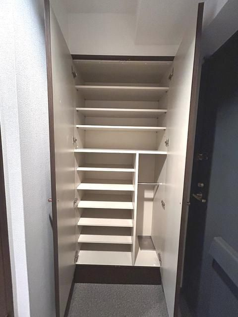 シティハイツ両国の玄関