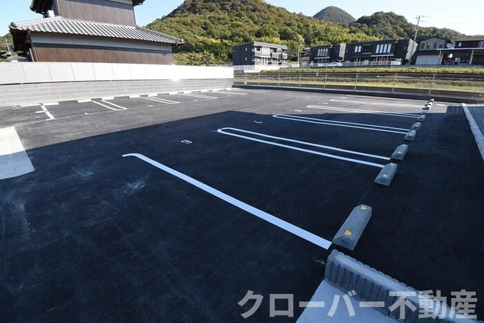シュトラント国分寺Ⅱの駐車場|駐車場