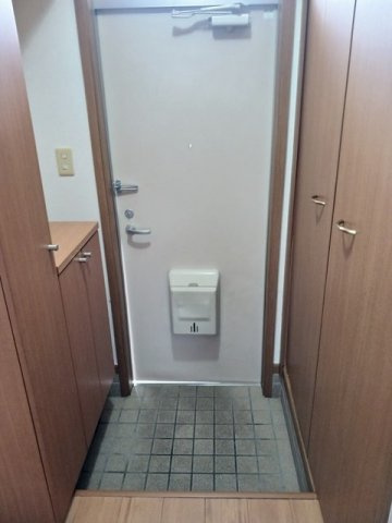 リリー・オブ・ザ・ヴァリー　　　刈谷市近郊の賃貸はクラスホーム刈谷店の玄関|ゆったりとした玄関です