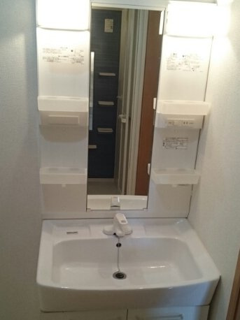 サンレミ・国森Ａ　　　刈谷市近郊の賃貸はクラスホーム刈谷店の洗面所|明るい洗面所です