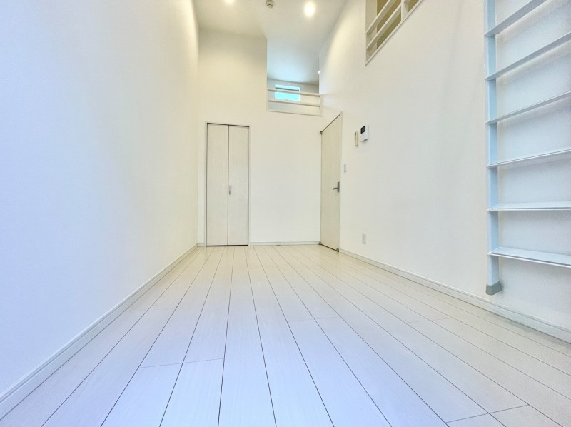 プレミア中村公園の居間・リビング