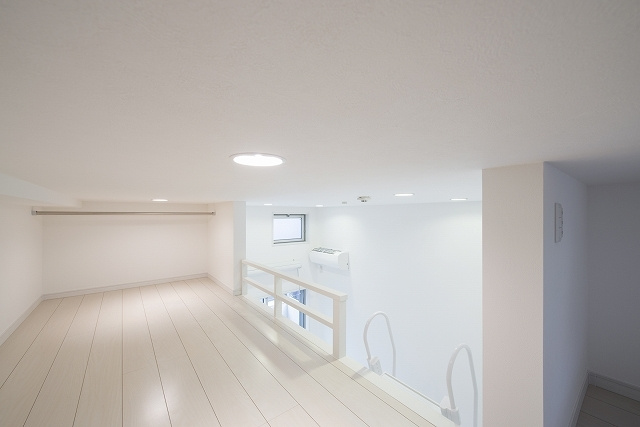 ヒルズ古出来の居間・リビング