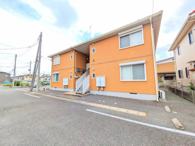 ベニールAの駐車場