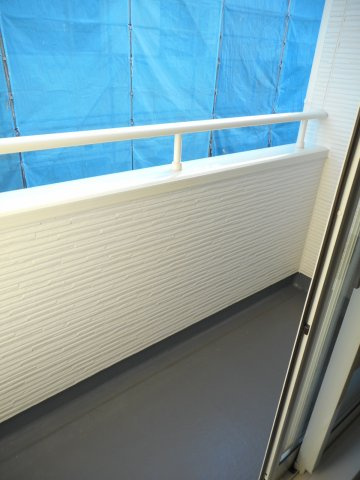 シャルル　フォワイエのバルコニー|お洗濯にも便利なバルコニー付き