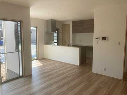 安芸郡坂町横浜東１丁目　新築一戸建て(全2棟)の居間・リビング