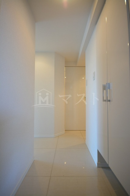 サムティ土佐堀Riberaの玄関