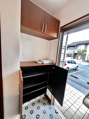 メルシー阿保の玄関