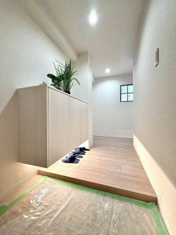 ひばりが丘パークマンションの玄関