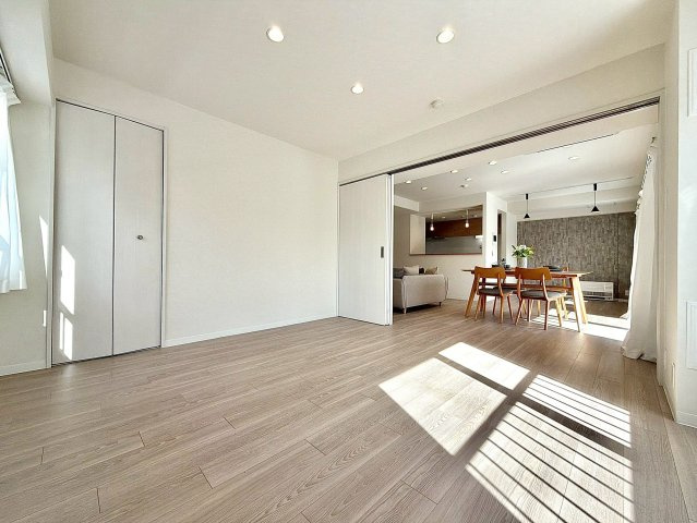 ひばりが丘パークマンションの洋室