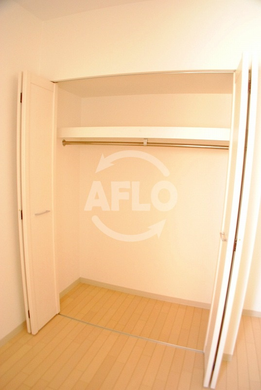 カスタリア阿倍野の収納|カスタリア阿倍野　クローゼット