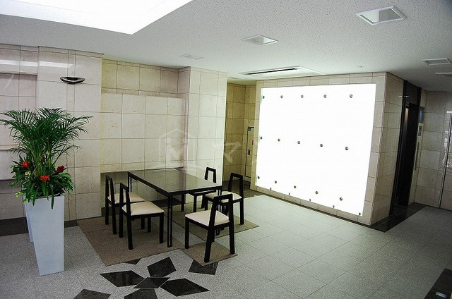 リーガル京町堀のエントランス