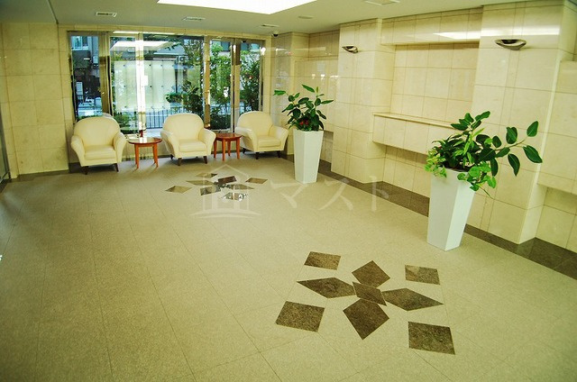 リーガル京町堀のロビー