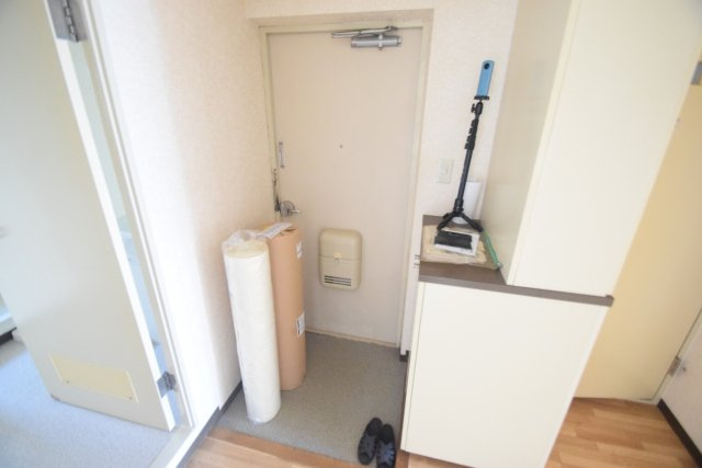 グリーンタウン石井の玄関|玄関に下駄箱あります