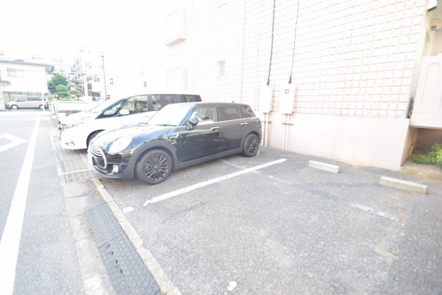 グリーンタウン石井の駐車場|駐車場です