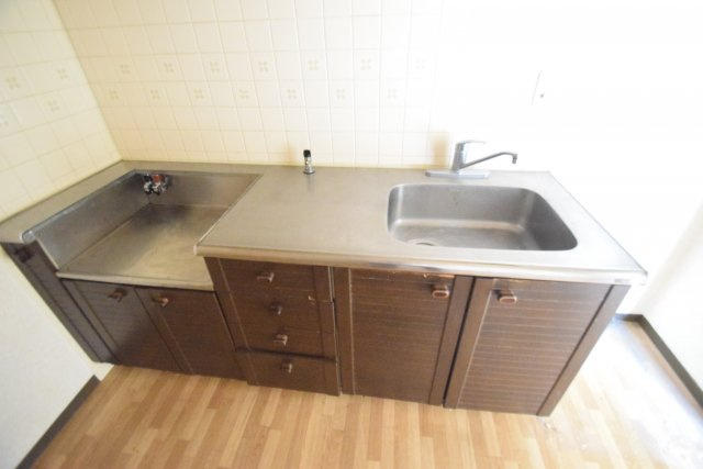 グリーンタウン石井のキッチン|使いやすいキッチンです