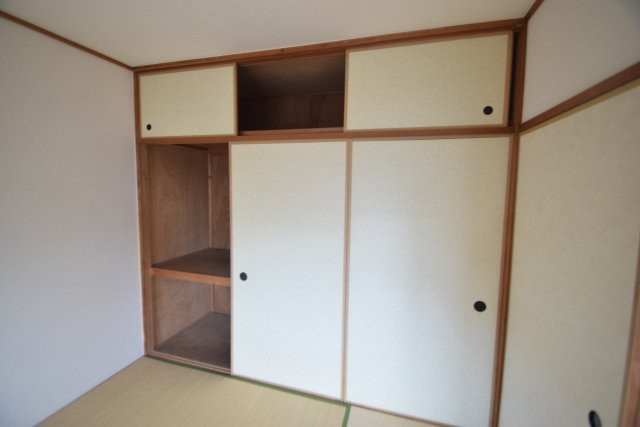 グリーンタウン石井の収納|たっぷりとした収納スペースです