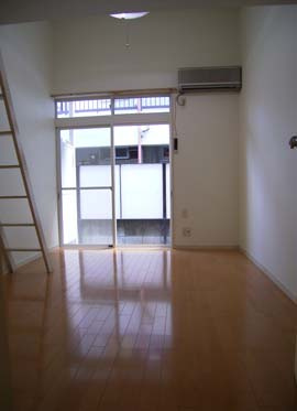 ゼフィルスタカシマの洋室|広々とした洋室です