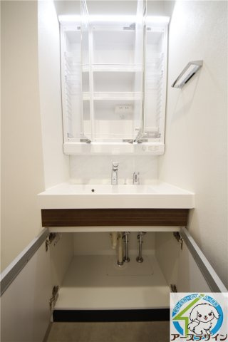 アクエルド明石西の独立洗面台|※類似部屋