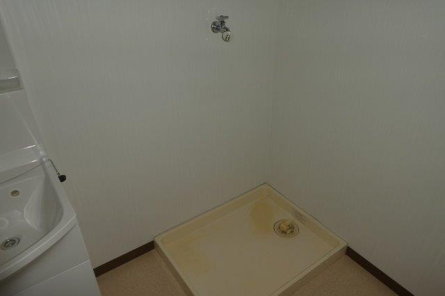 エランドールのその他|洗濯機置き場