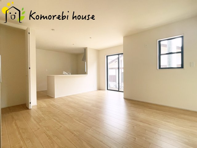 北区日進町1丁目　新築一戸建て　リーブルガーデン　02の居間・リビング|使いやすい居間です