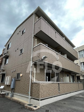 パイン・フローリッシュ