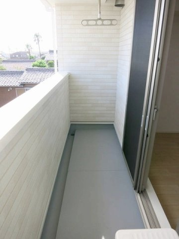 ウエストサイド・アルドールのバルコニー|バルコニーからの眺めを楽しみながら食事をしませんか