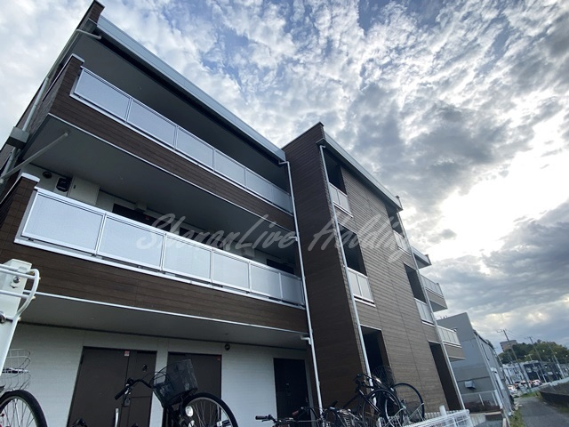 藤沢市川名の賃貸マンション