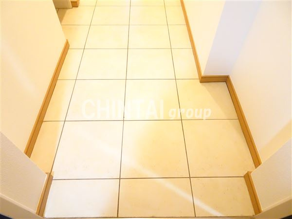 日神デュオステージ笹塚西館のロビー