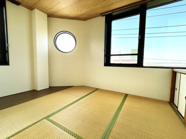 小林ビルの和室