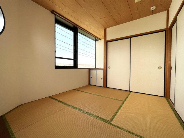 小林ビルの和室