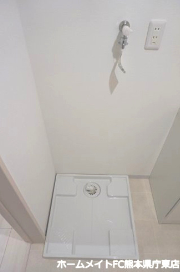 熊本市中央区坪井５丁目のアパートの洗面所