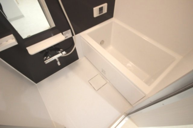 熊本市中央区坪井５丁目のアパートの浴室