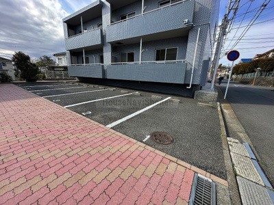 【駐車場】 | ル・ソレイユ弥勒寺