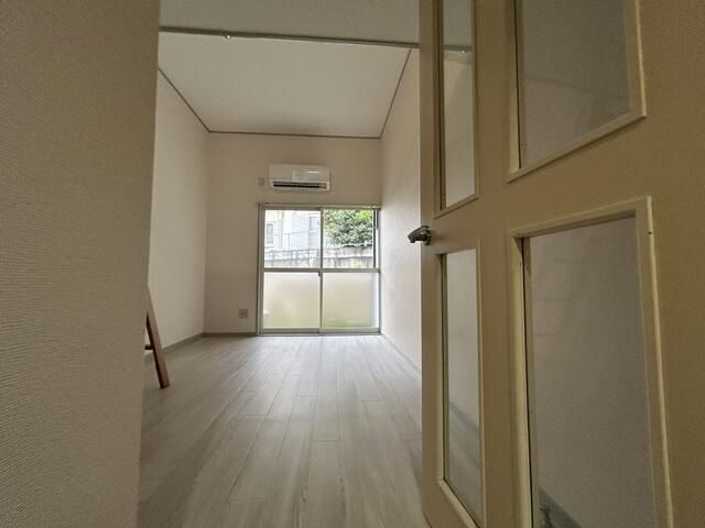 横浜市戸塚区戸塚町のアパートの内装