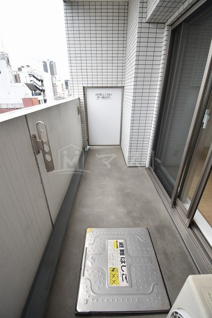 アプリーレ堺筋本町のバルコニー
