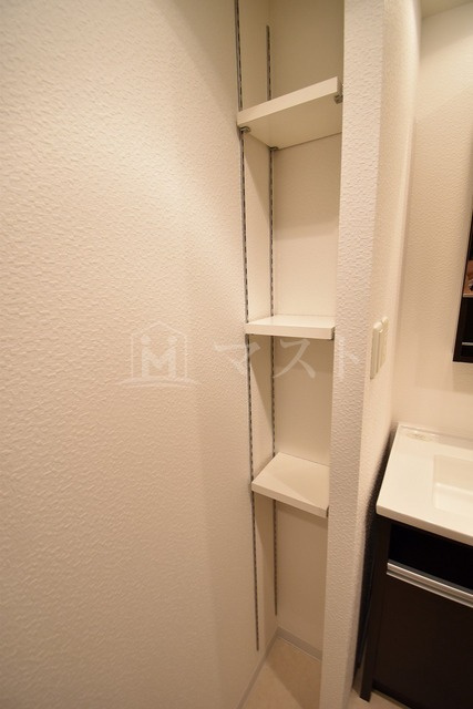 アプリーレ堺筋本町の収納